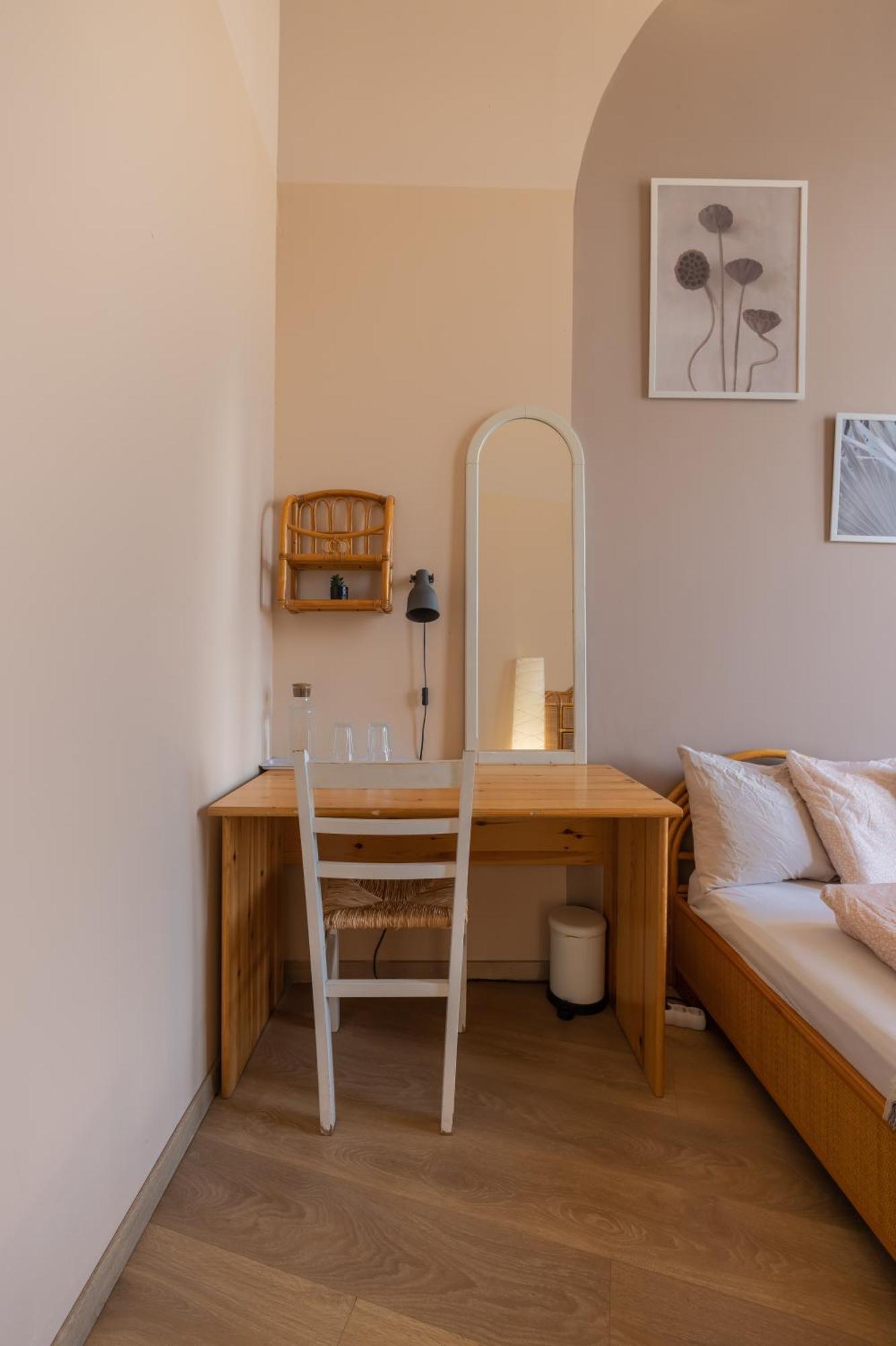 Gellerico Rooms At Rakoczi Square Budapest Bagian luar foto